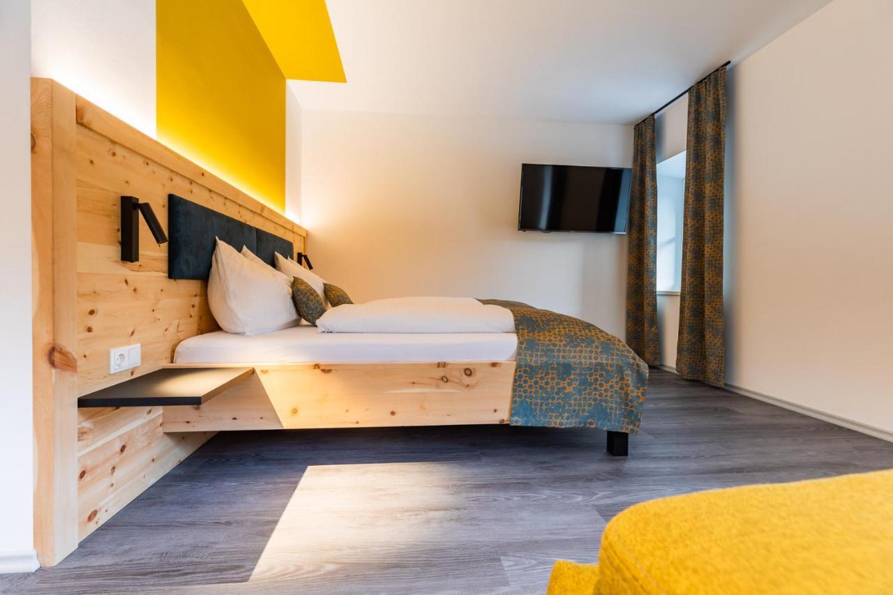 Lichti'S Rooms & Appartements Aspang Markt Bagian luar foto