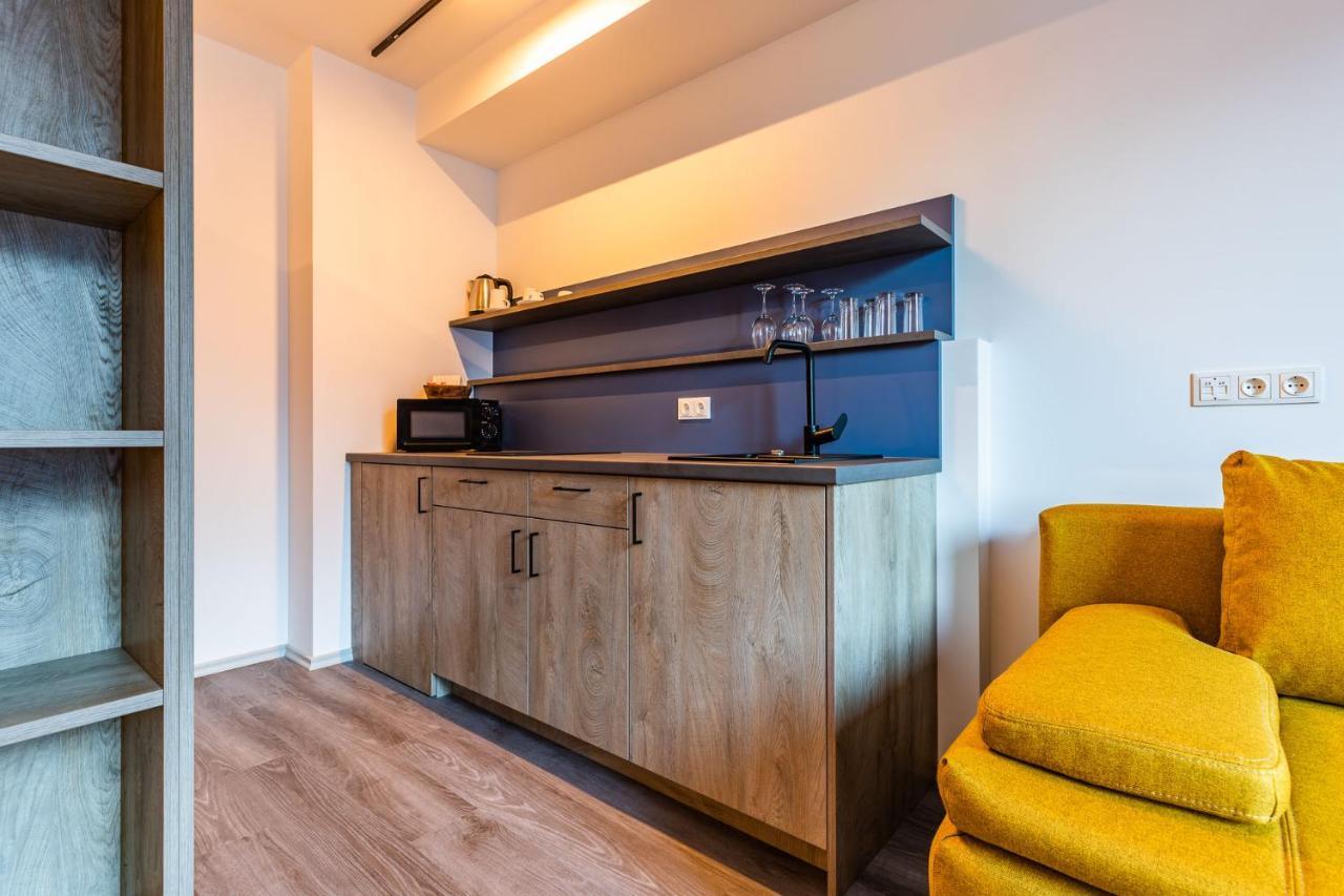 Lichti'S Rooms & Appartements Aspang Markt Bagian luar foto