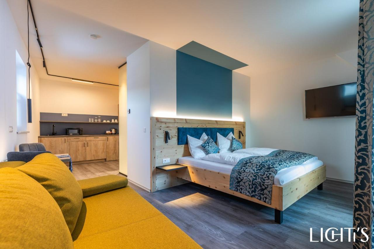 Lichti'S Rooms & Appartements Aspang Markt Bagian luar foto