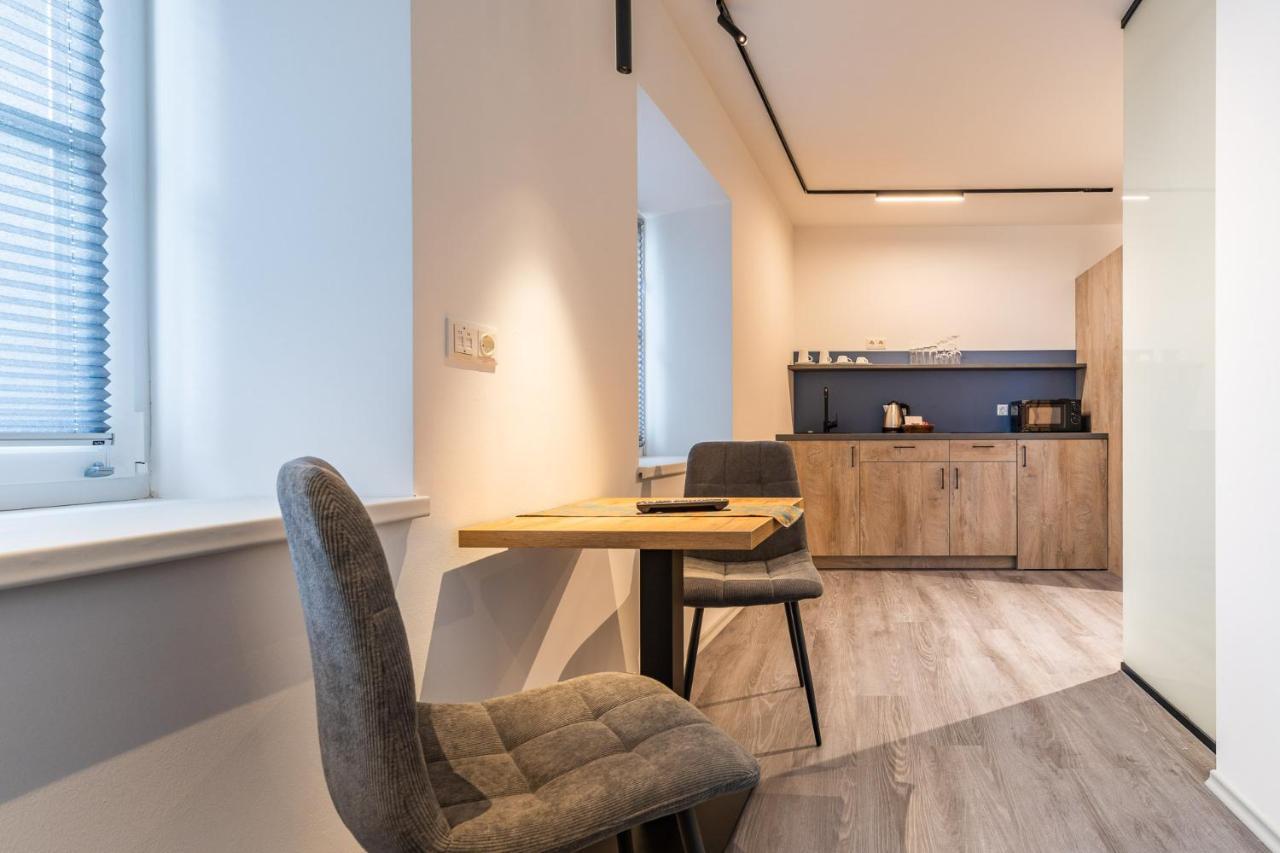 Lichti'S Rooms & Appartements Aspang Markt Bagian luar foto