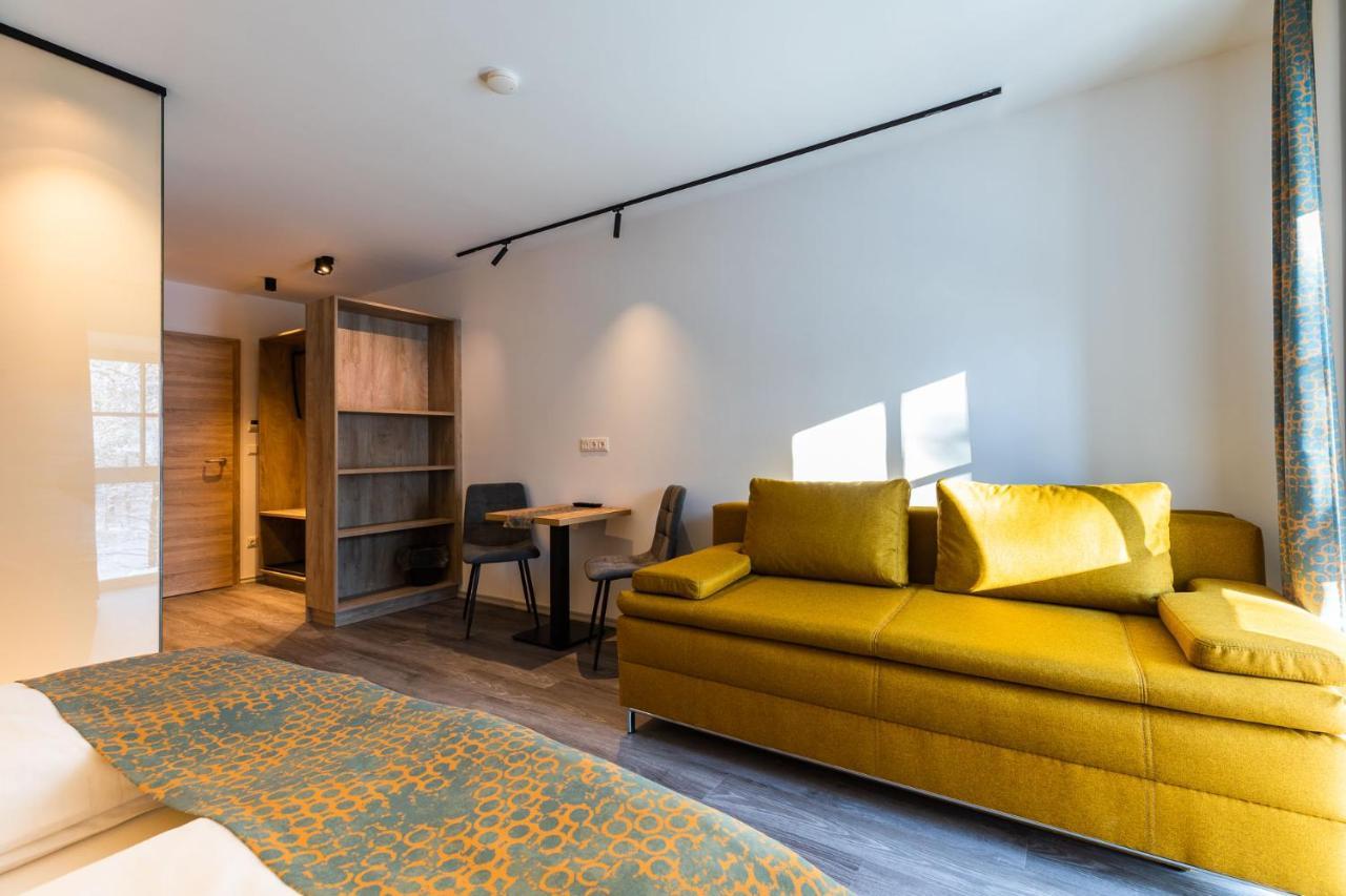 Lichti'S Rooms & Appartements Aspang Markt Bagian luar foto